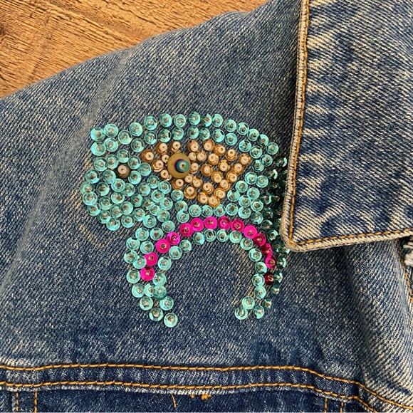 Embellished Cropped Jean Jacket with Sequins⭐️BEAUTIFUL - Picture 9 of 15